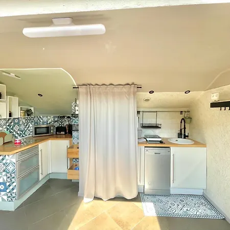 Cosy Renovated - 1' Monaco Apartment